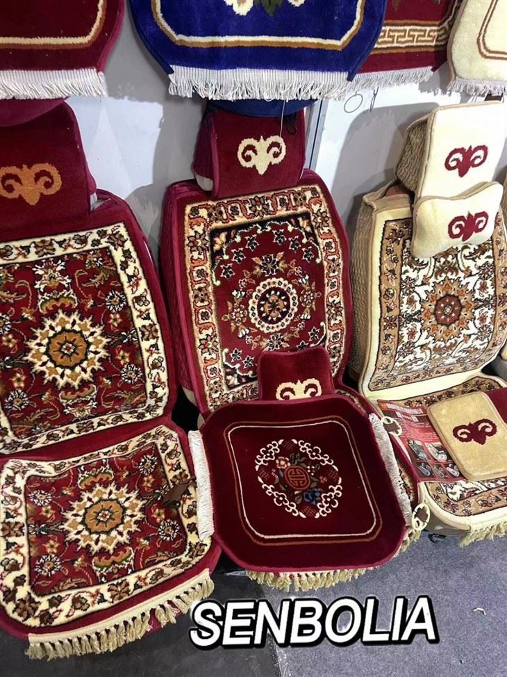 Plush Print Car Seat Cushion Fashion